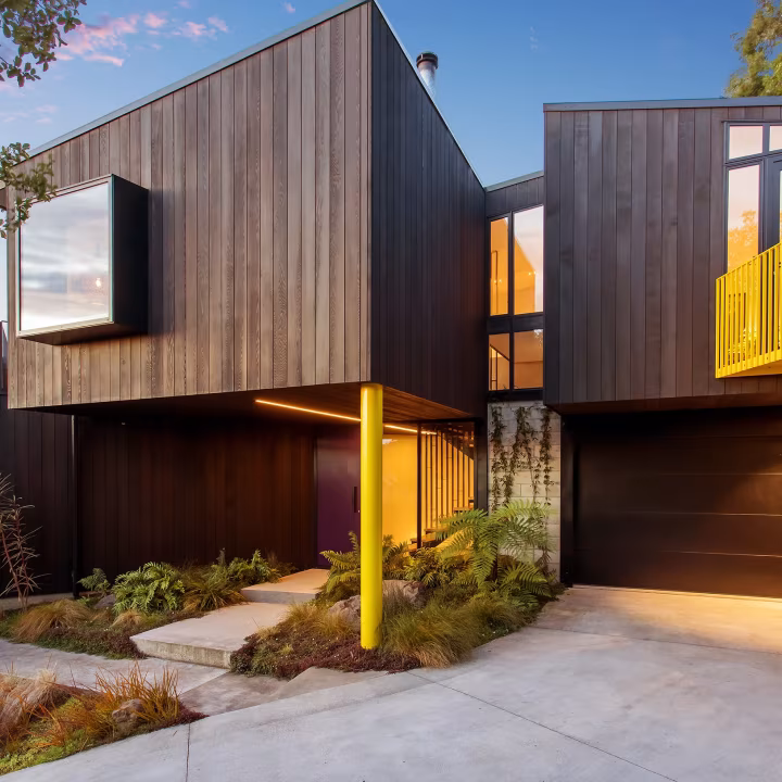 <img title="Clementine" alt="Clementine - cedar clad hillside home with bright stair detail, Christchurch" src="/images/s/i/t/e/-/site-arch-clementine-st-andrews-hill20-79e77f37.webp?description" width="2440" height="1627" />